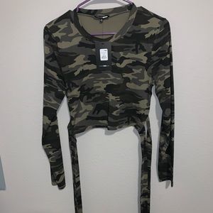 Fashion Nova camo crop